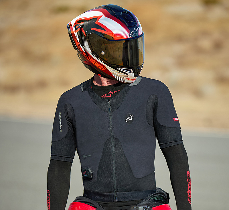 Alpinestars Tech Air 5 Plasma airbag vest lifestyle 2